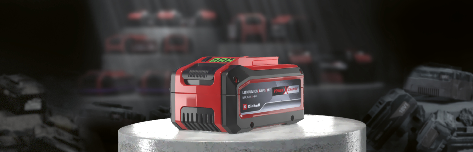 Illustration af et originalt Einhell-batteri og forfalskede batterier